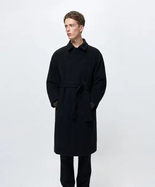 2) AECA WHITE - finale long coat black